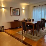 Tatil Evi Vivenda Espacosa Com Jardim E Churrasqueira