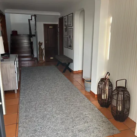 Ferienhaus Vivenda Espacosa Com Jardim E Churrasqueira *