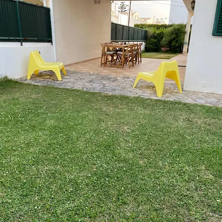 Feriehus Vivenda Espacosa Com Jardim E Churrasqueira *
